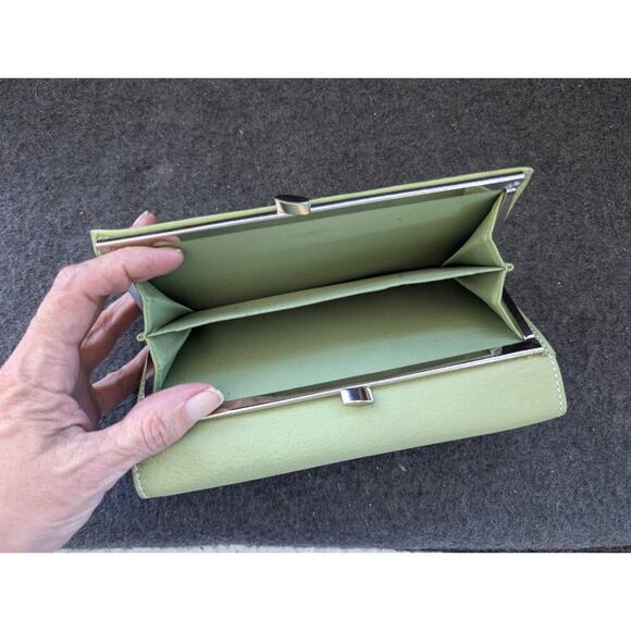 Croft &‎ Barrow Genuine Leather Womens Wallet Green - Picture 9 of 11